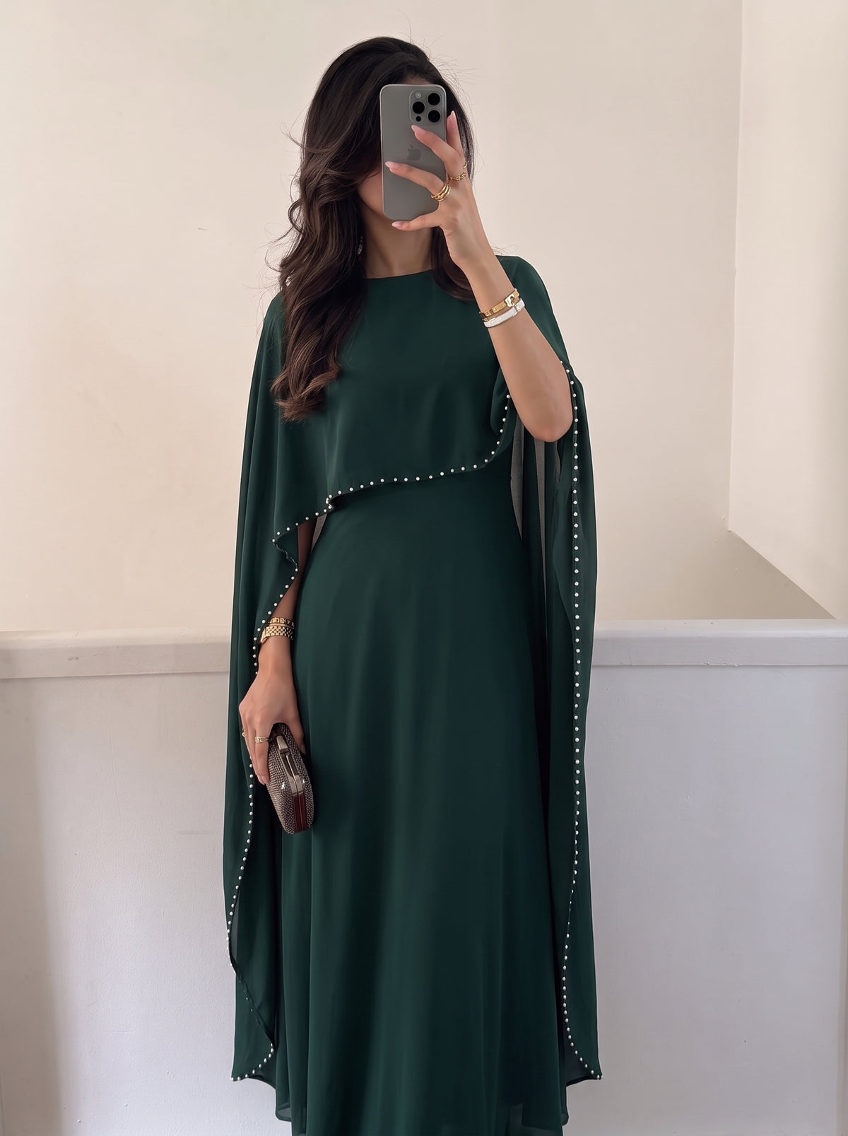 Yara Perlen-Cape-Abaya – Grün